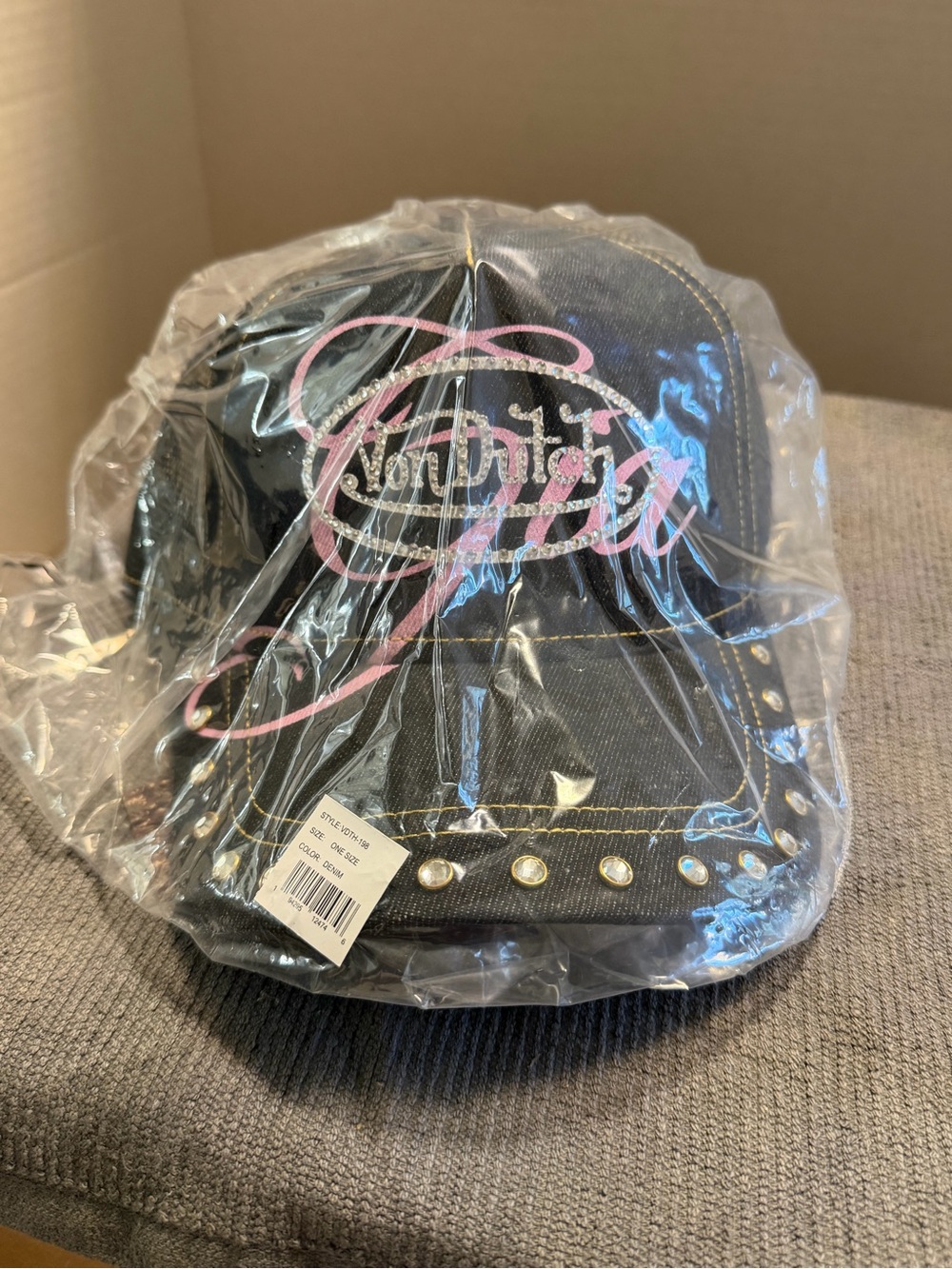 NWT Von Dutch Cotton Polyester Rhinestone Denim Trucker Hat Black Pink
